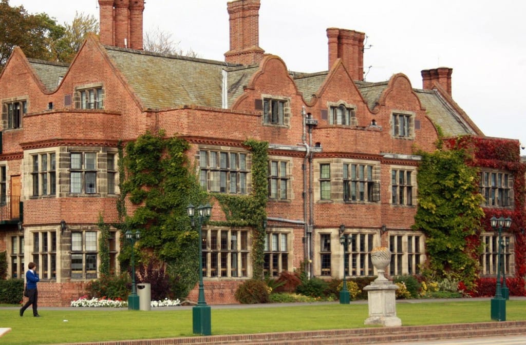 HỌC BỔNG DU HỌC ANH ĐẾN 100% TỪ QUEEN ETHELBURGA’S