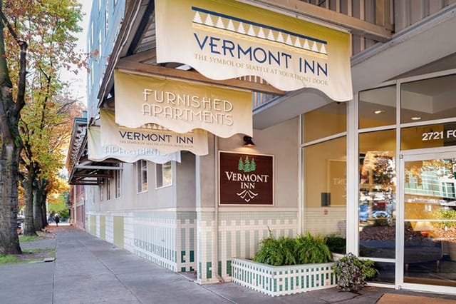 Vermont Inn bao gồm các căn hộ studio có đầy đủ tiện nghi với 1 bếp nhỏ, tầng thượng, sân trong và 1 trung tâm thương mại bên ngoài.