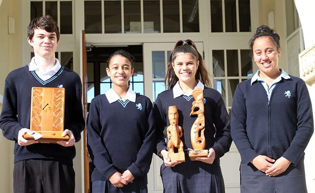 Học sinh của trường Mount Albert Grammar