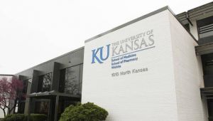 Lộ trình học ngành Dược khi du học Mỹ và cơ hội tại Đại học Kansas
