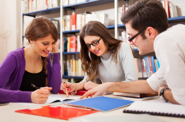 Giải pháp giúp tiết kiệm chi phí du học Canada