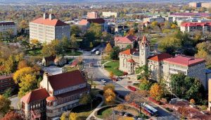 "Thắp lửa" giấc mơ Mỹ tại Đại học Kansas - Top 200 Đại học thế giới