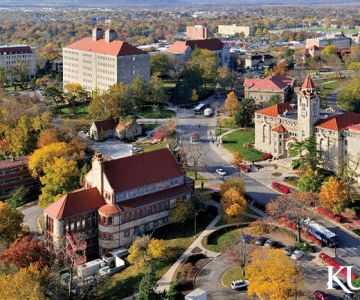 "Thắp lửa" giấc mơ Mỹ tại Đại học Kansas - Top 200 Đại học thế giới