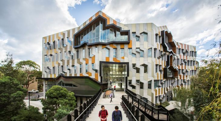 Du học Úc - Chuyển tiếp vào Đại học La Trobe cùng La Trobe Melbourne