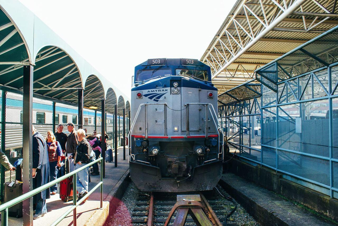 Tàu hỏa là mạng lưới rộng khắp Canada