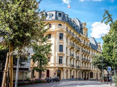 Học bổng du học ngành Quản trị khách sạn trị giá 15% từ trường HIM, Thụy Sỹ