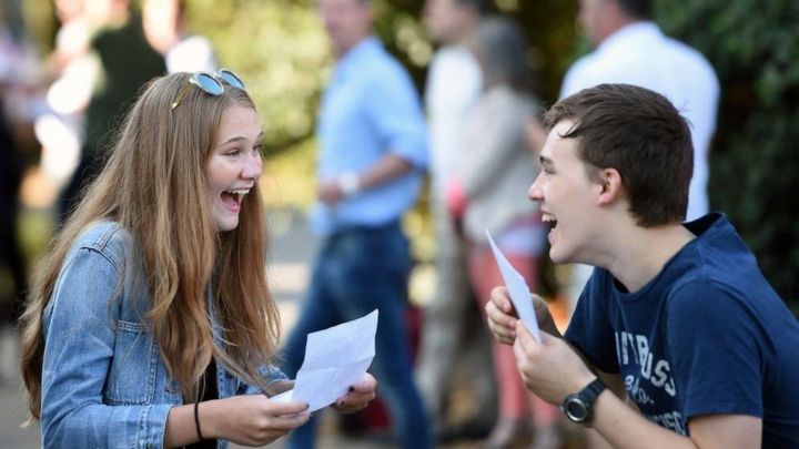 GCSEs - khóa học giáo dục phổ thông Anh quốc