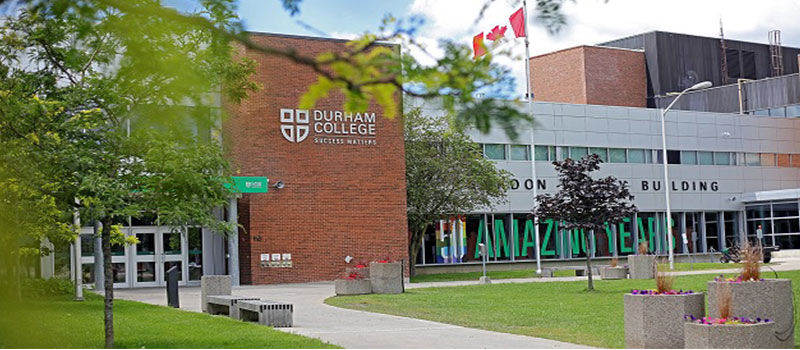 Cơ sở Durham College tại thành phố Oshawa, Canada