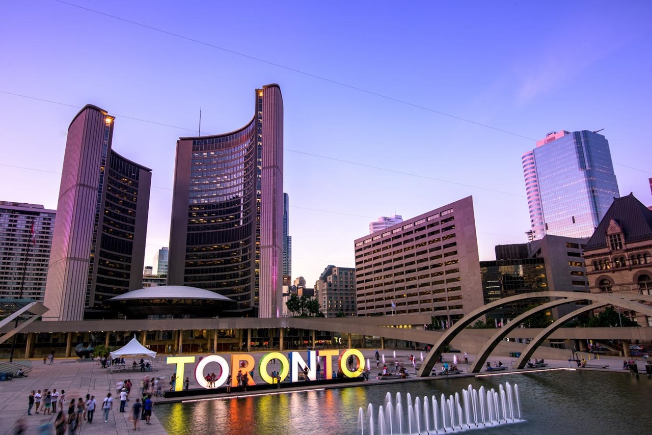 Cẩm nang du học Canada tại Toronto 1