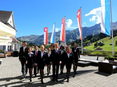 Chương trình học mới và học bổng chưa từng có tại HTMi, Thụy Sỹ