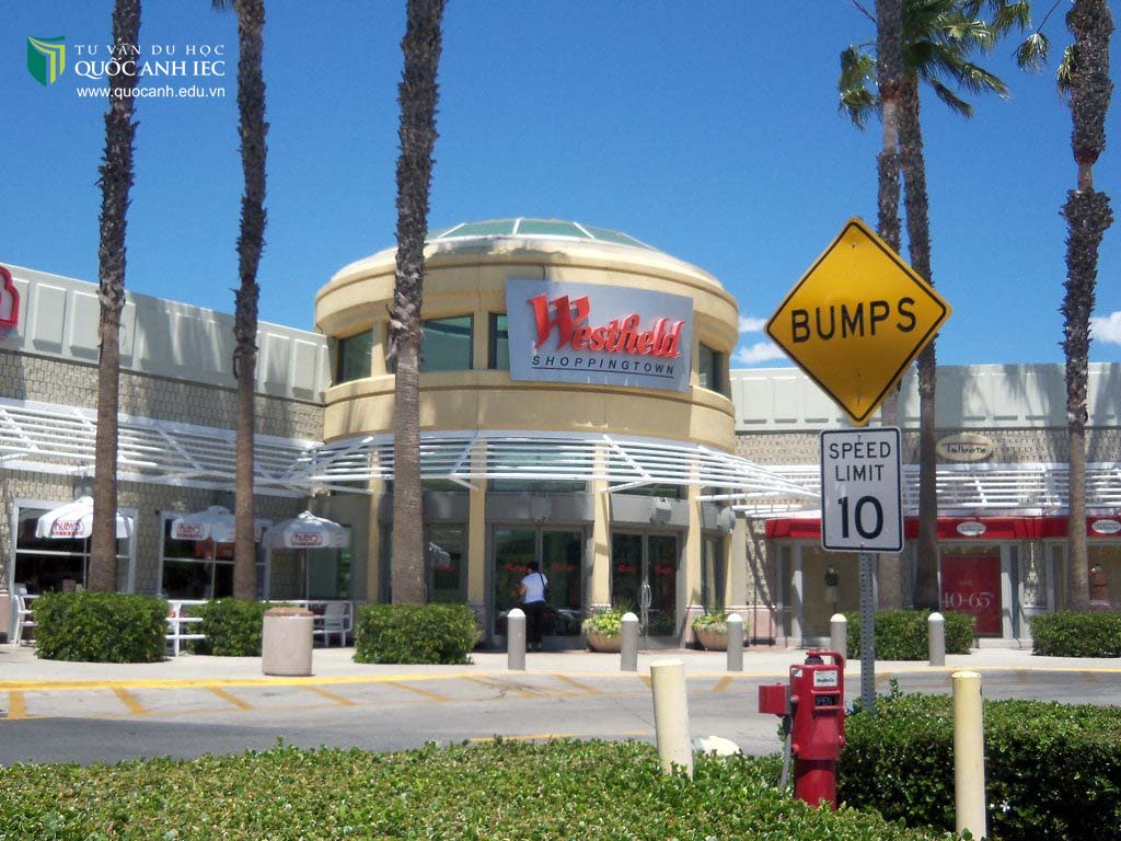 Westfield Shoppingtown