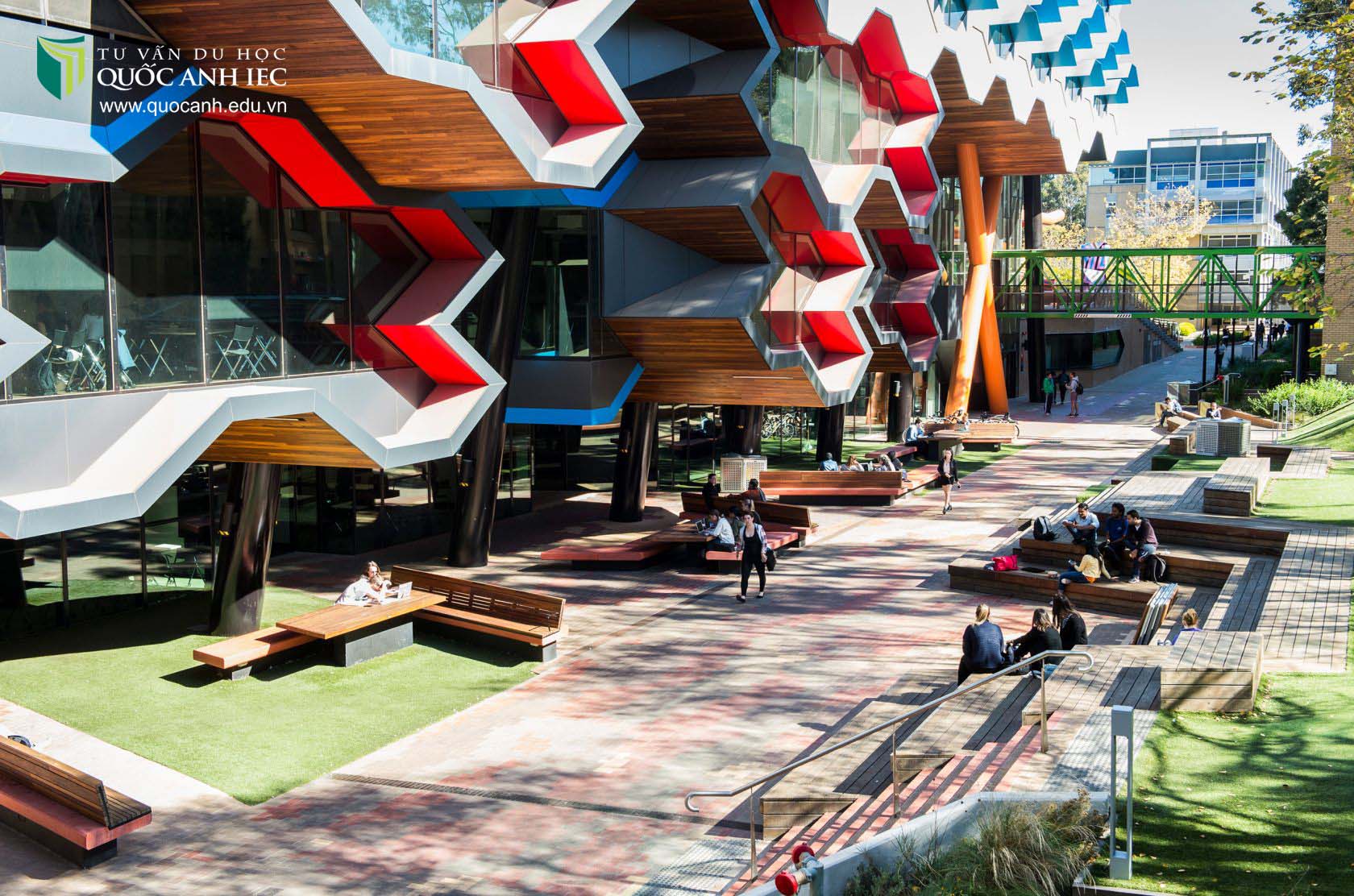 La Trobe University