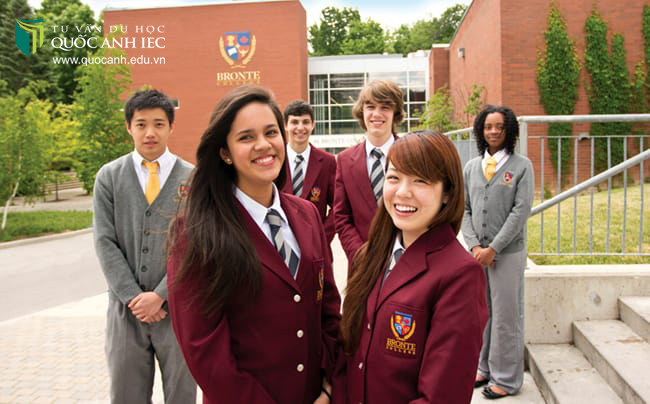 Trường tu thục Bronte College - Du học Canada thuộc hệ thống Trung học 2