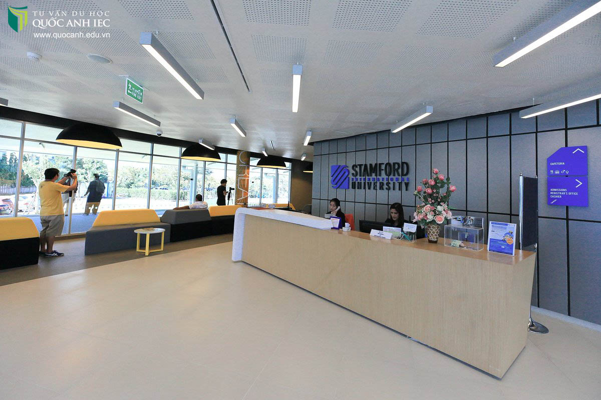 Stamford International University