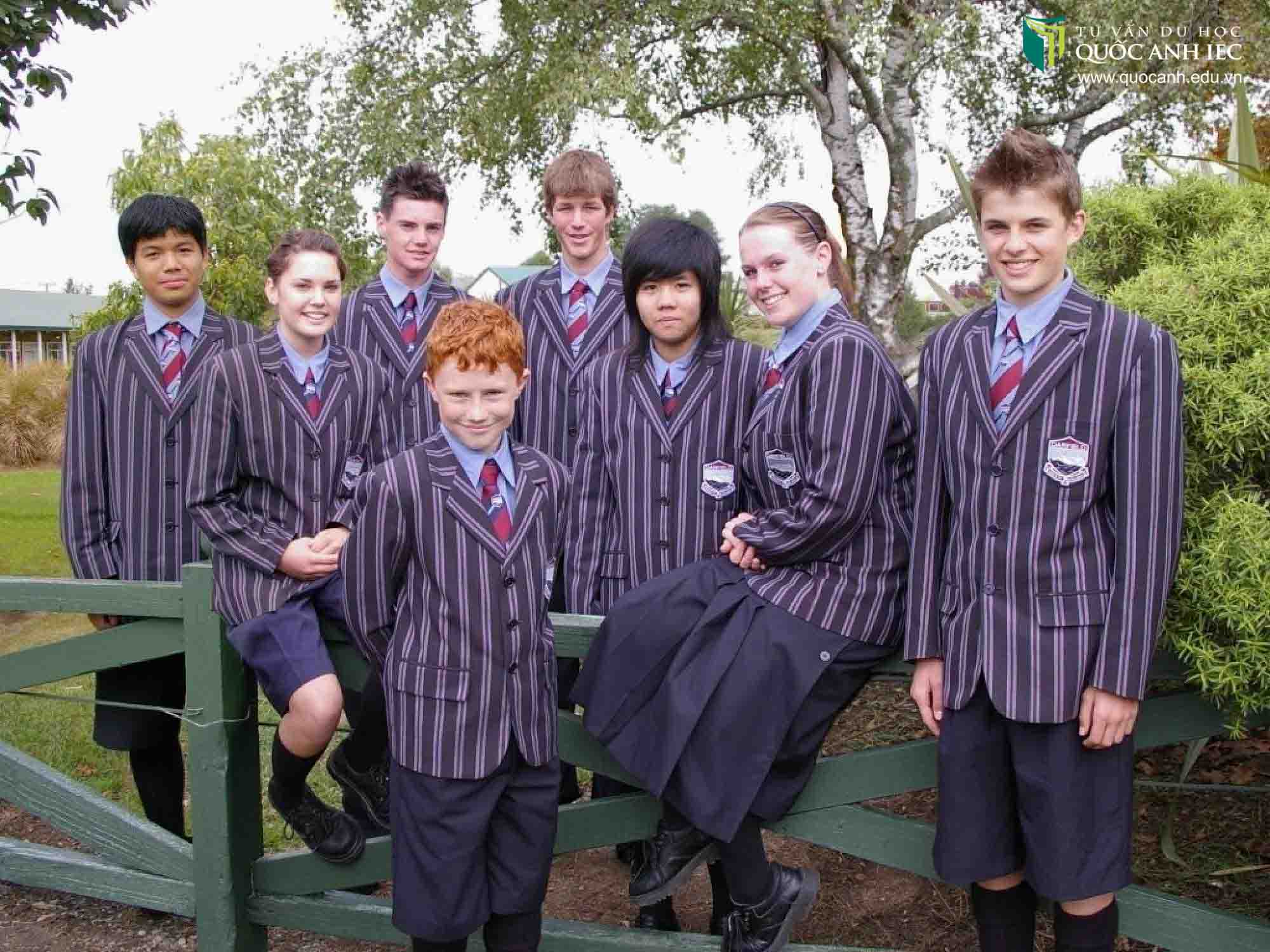 Darfield High School