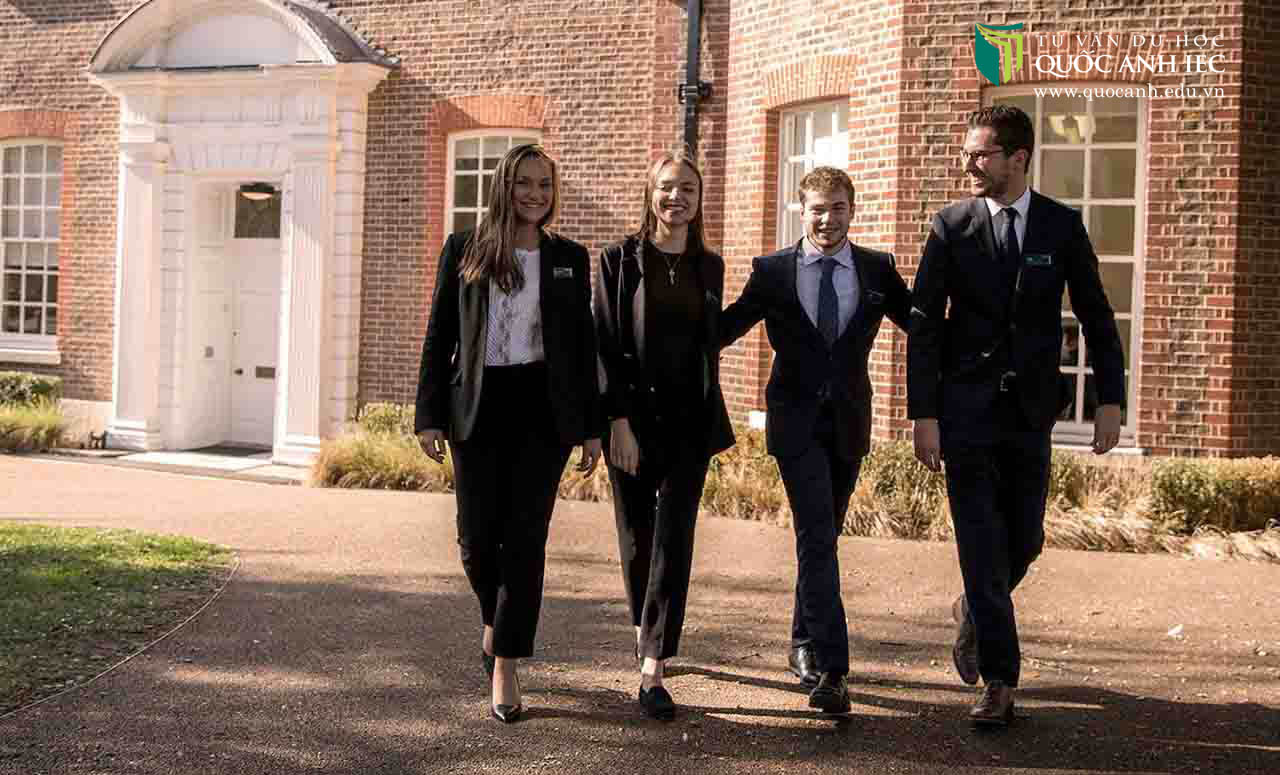 Trường Les Roches