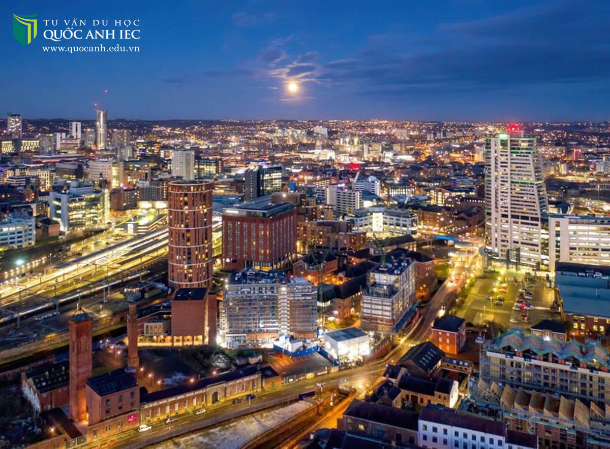 đại học University of Leeds