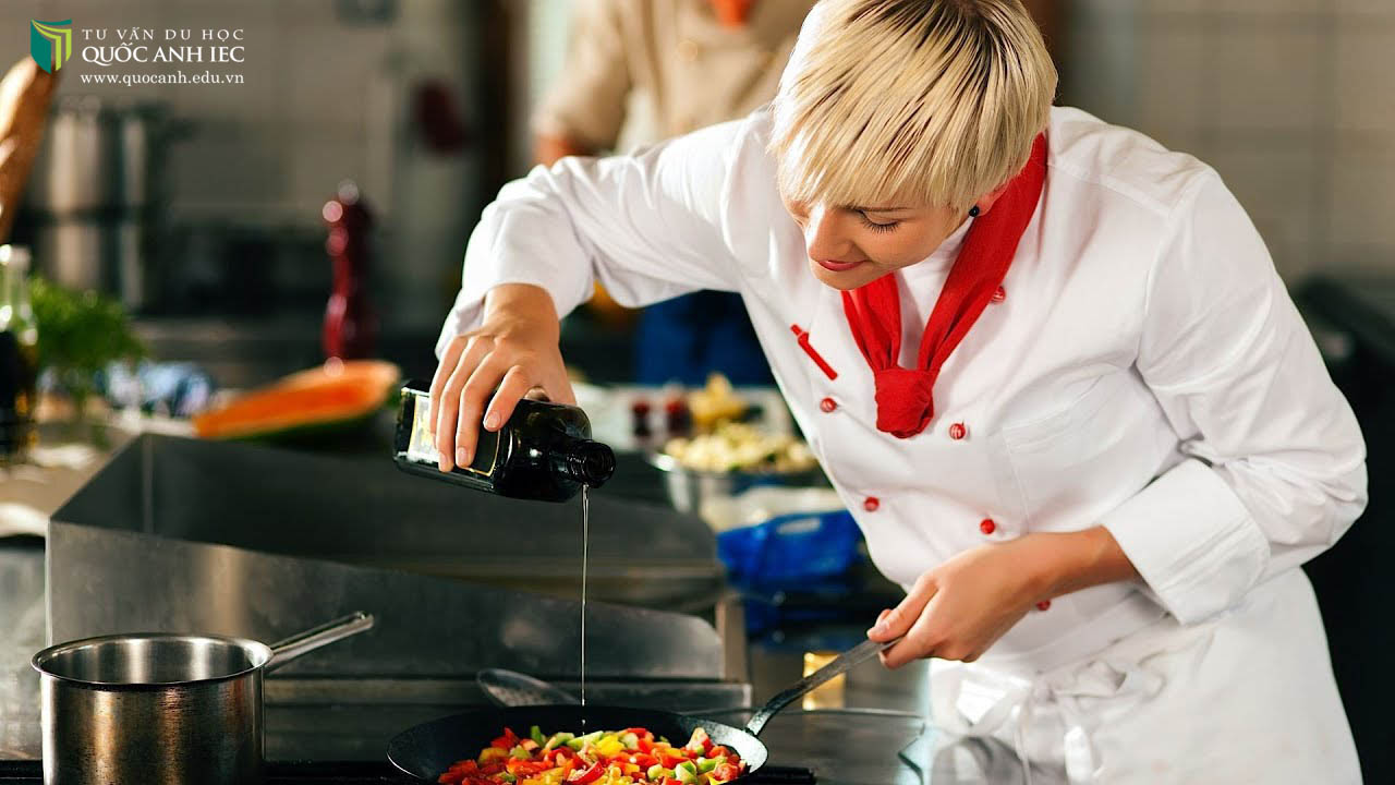 ngành đầu bếp nhà hàng