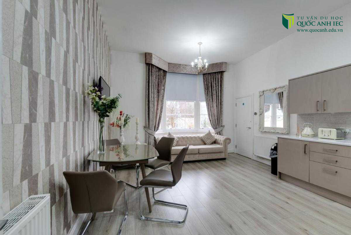 liverpool-josh-moores-university