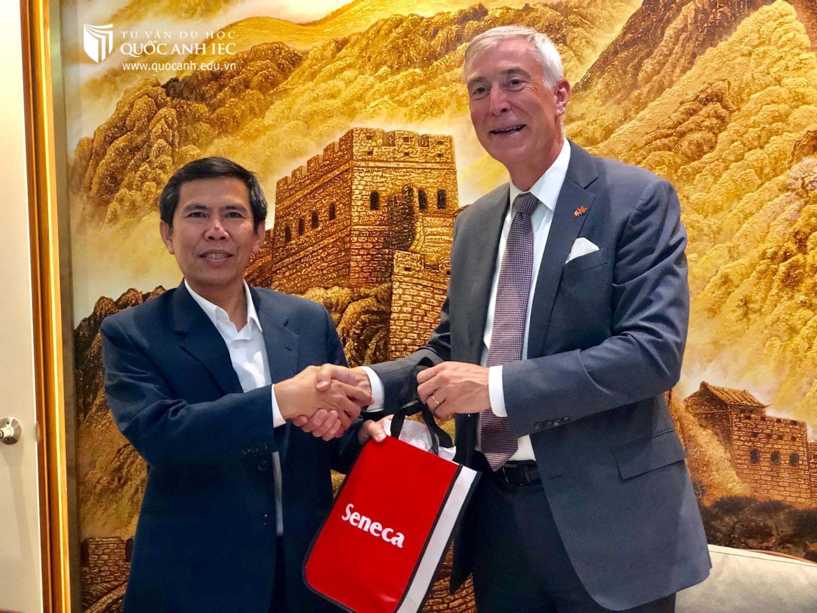 Cộng đồng sinh viên tại Seneca, Canada