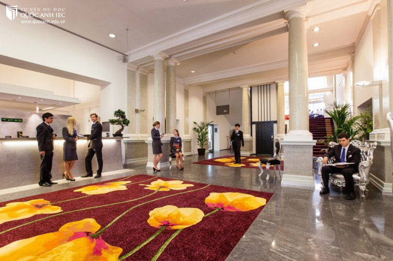 Sảnh Học viện César Ritz, Thụy Sĩ