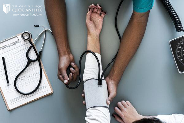 Đảm bảo sức khỏe tốt khi du học Canada 2019