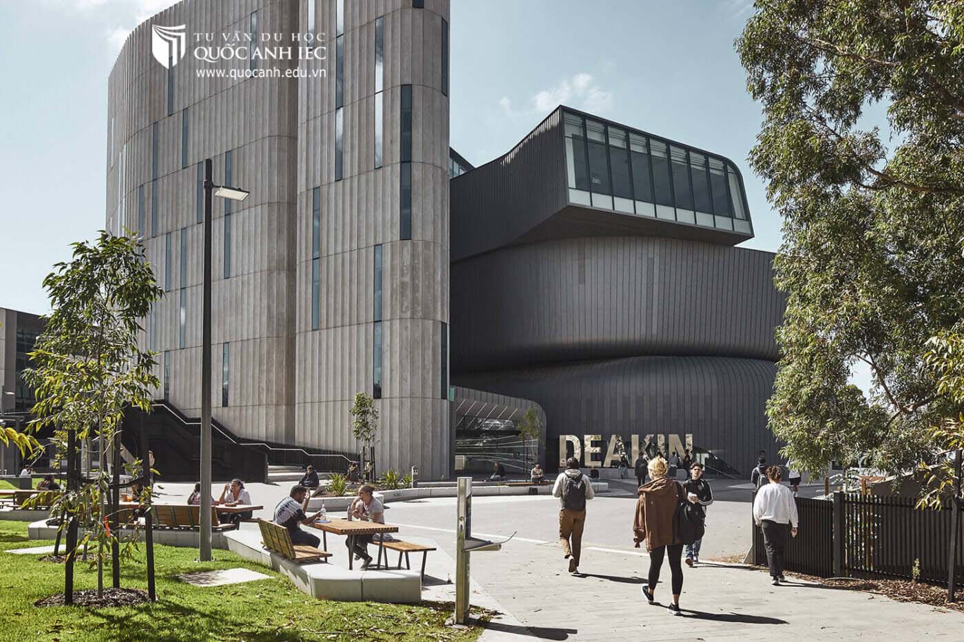 Đại học Deakin University