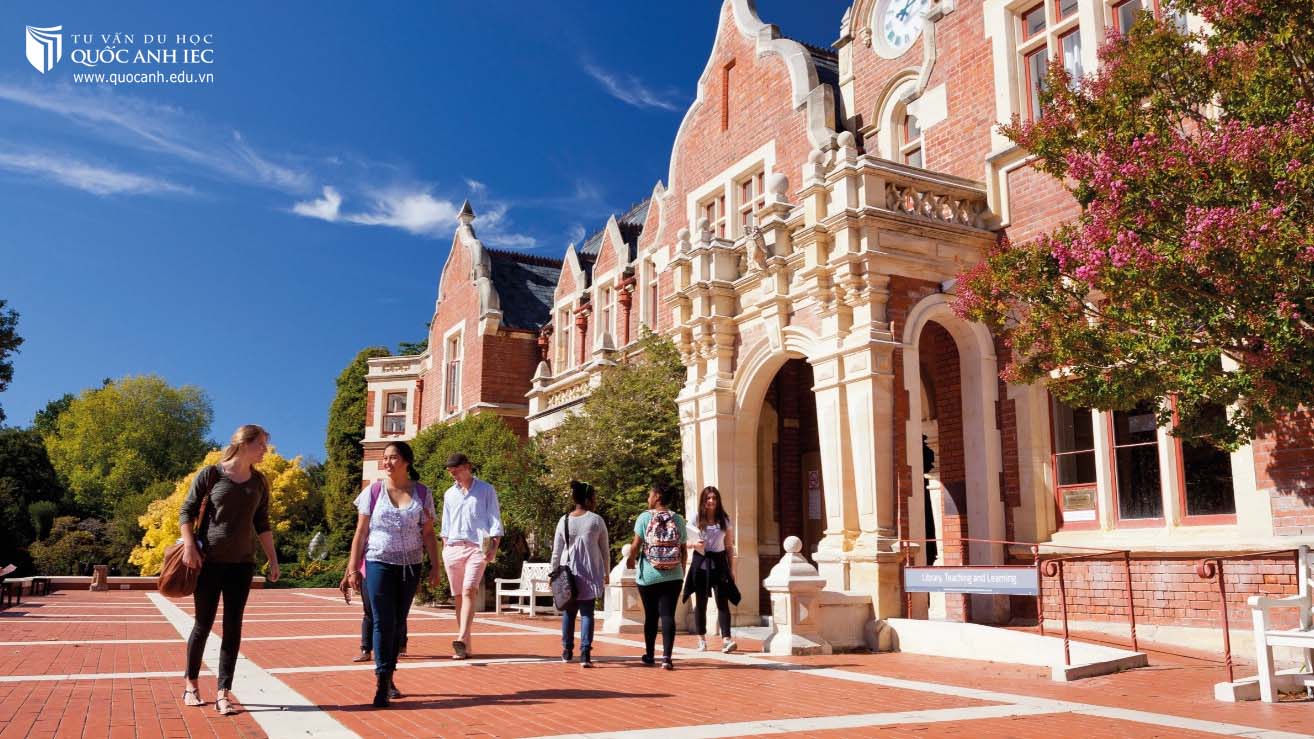 Khuôn viên trường Lincoln