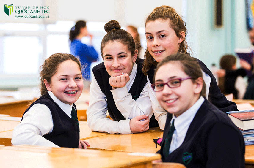 Du học Mỹ bán trú giúp tiếp cận bạn bè dễ dàng hơn